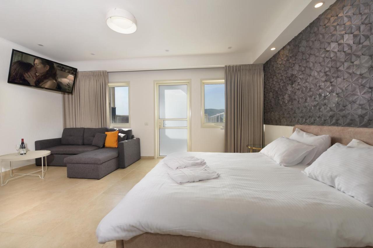 El Viso Verde Luxury Suites Had Nes Exteriör bild
