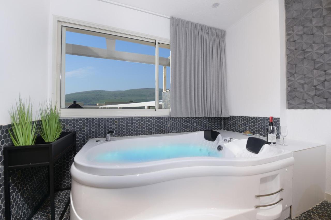 El Viso Verde Luxury Suites Had Nes Exteriör bild