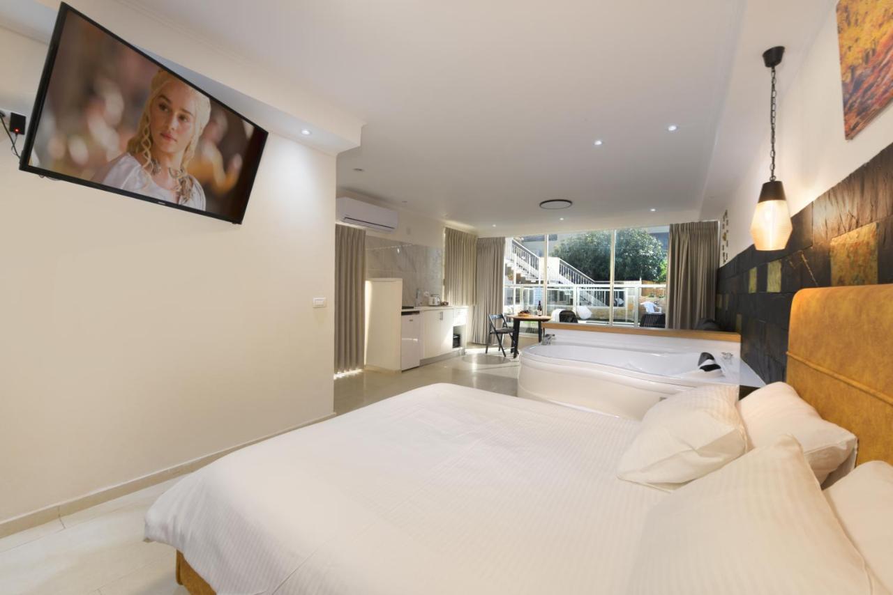 El Viso Verde Luxury Suites Had Nes Exteriör bild
