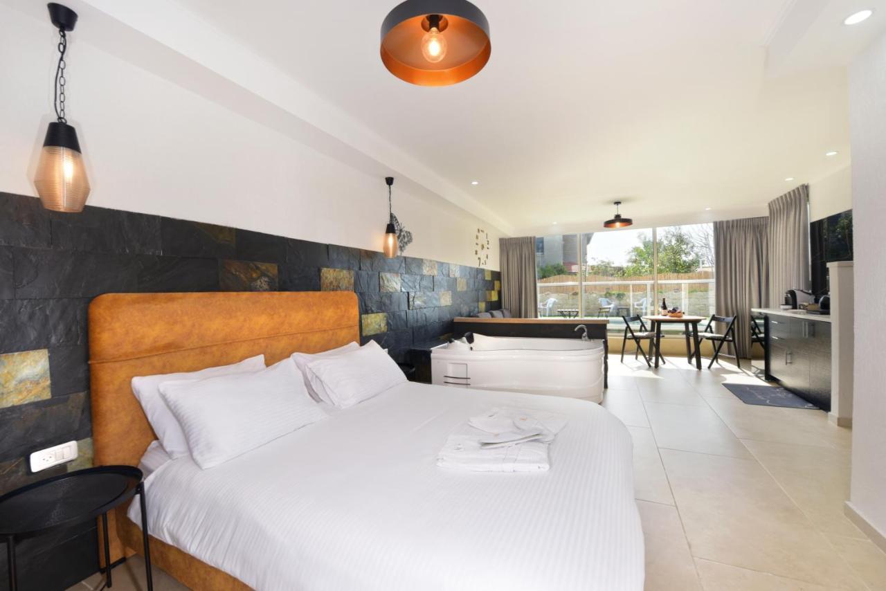 El Viso Verde Luxury Suites Had Nes Exteriör bild
