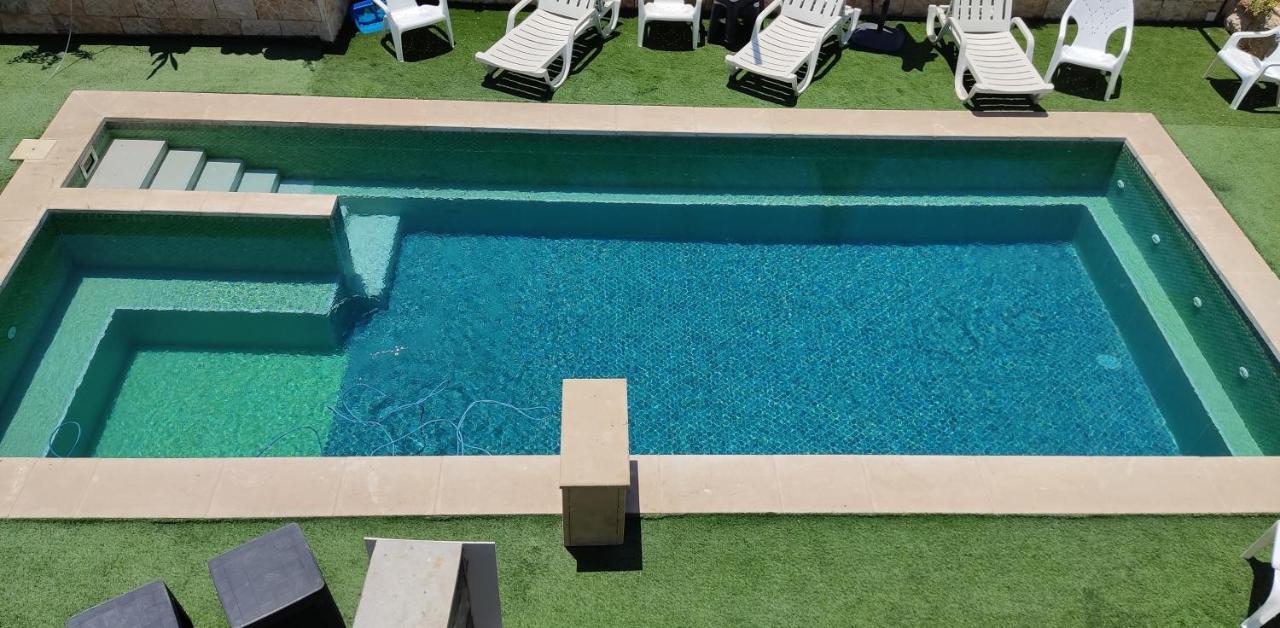 El Viso Verde Luxury Suites Had Nes Exteriör bild